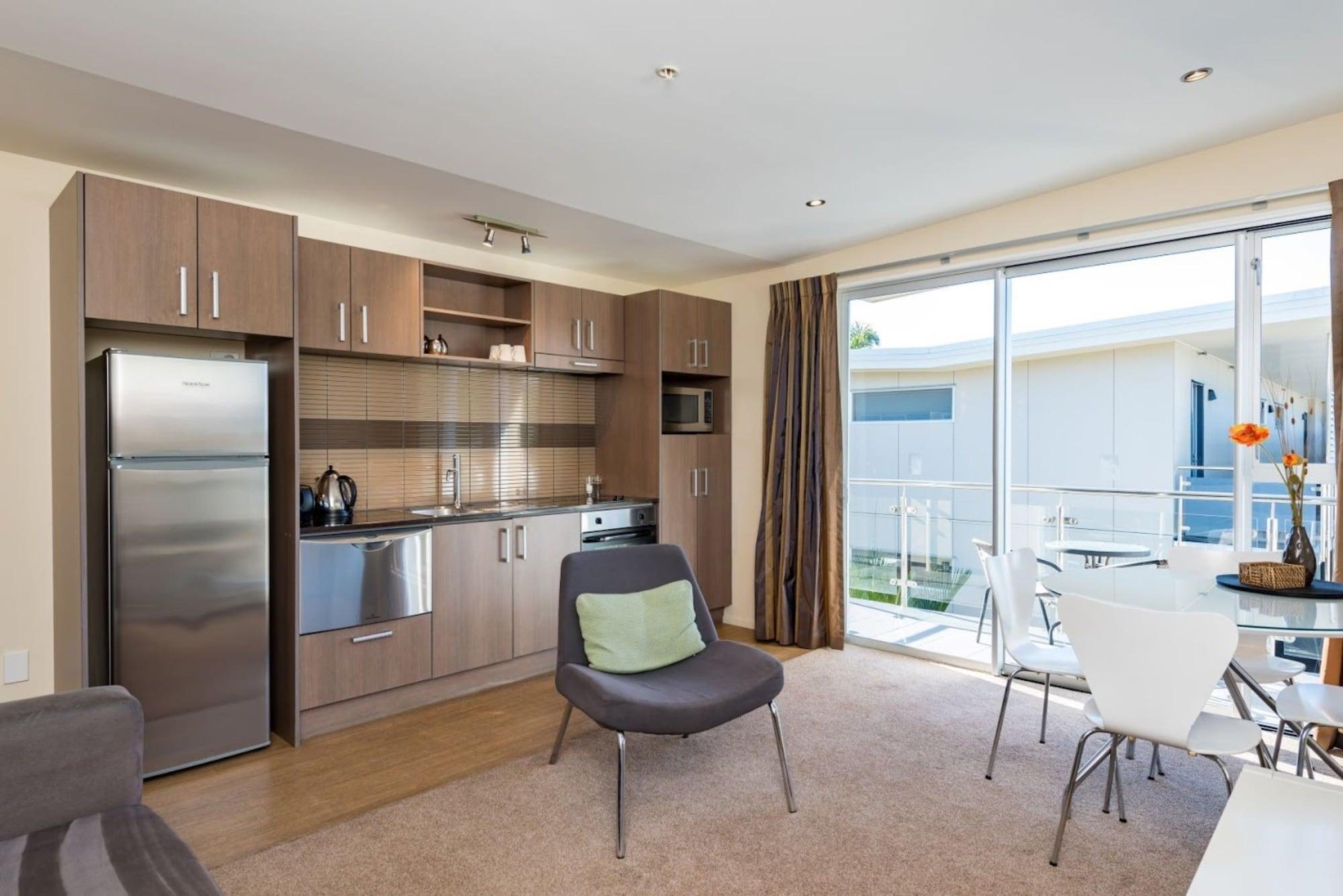 Edgewater Palms Apartments Пайхия Екстериор снимка