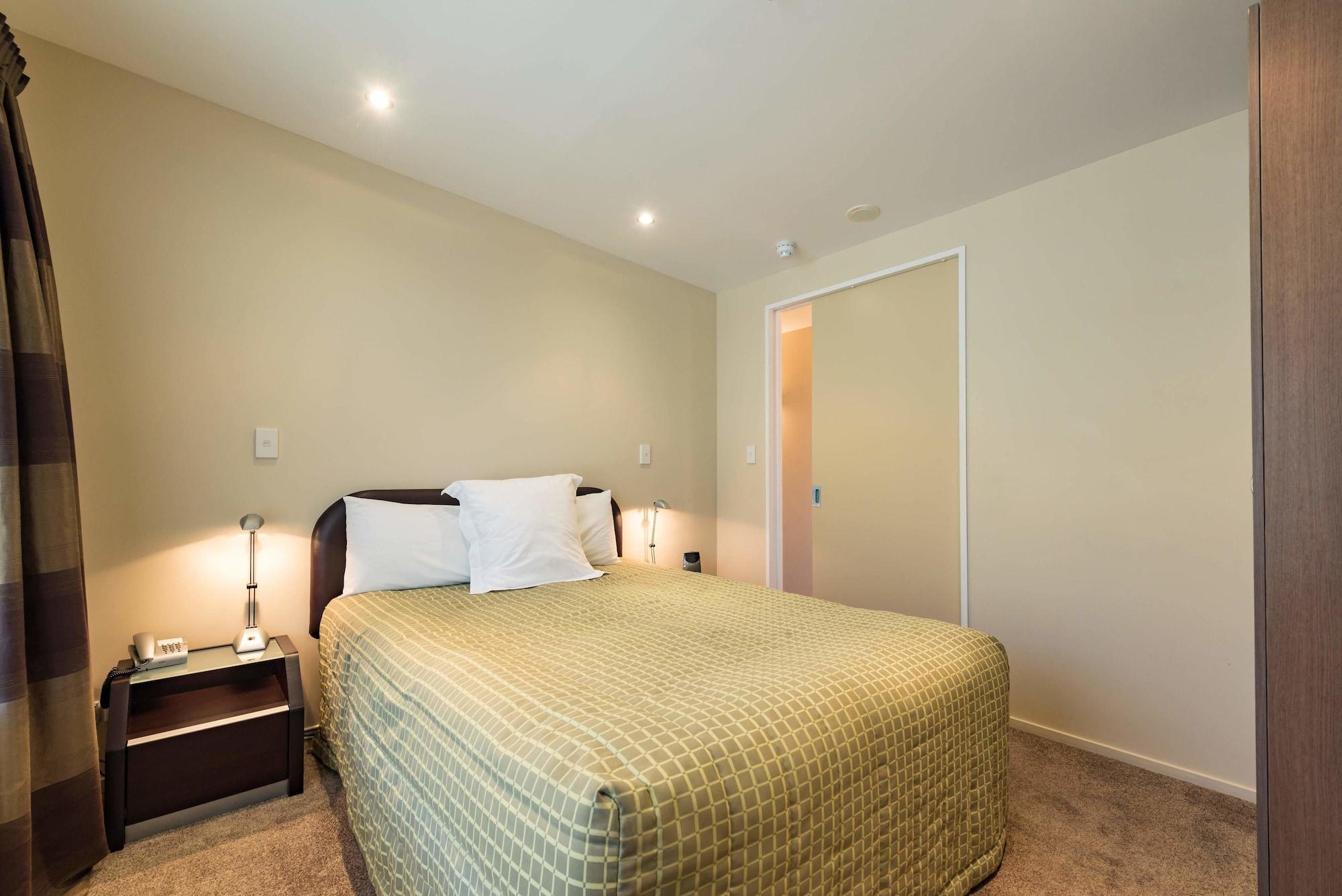 Edgewater Palms Apartments Пайхия Екстериор снимка