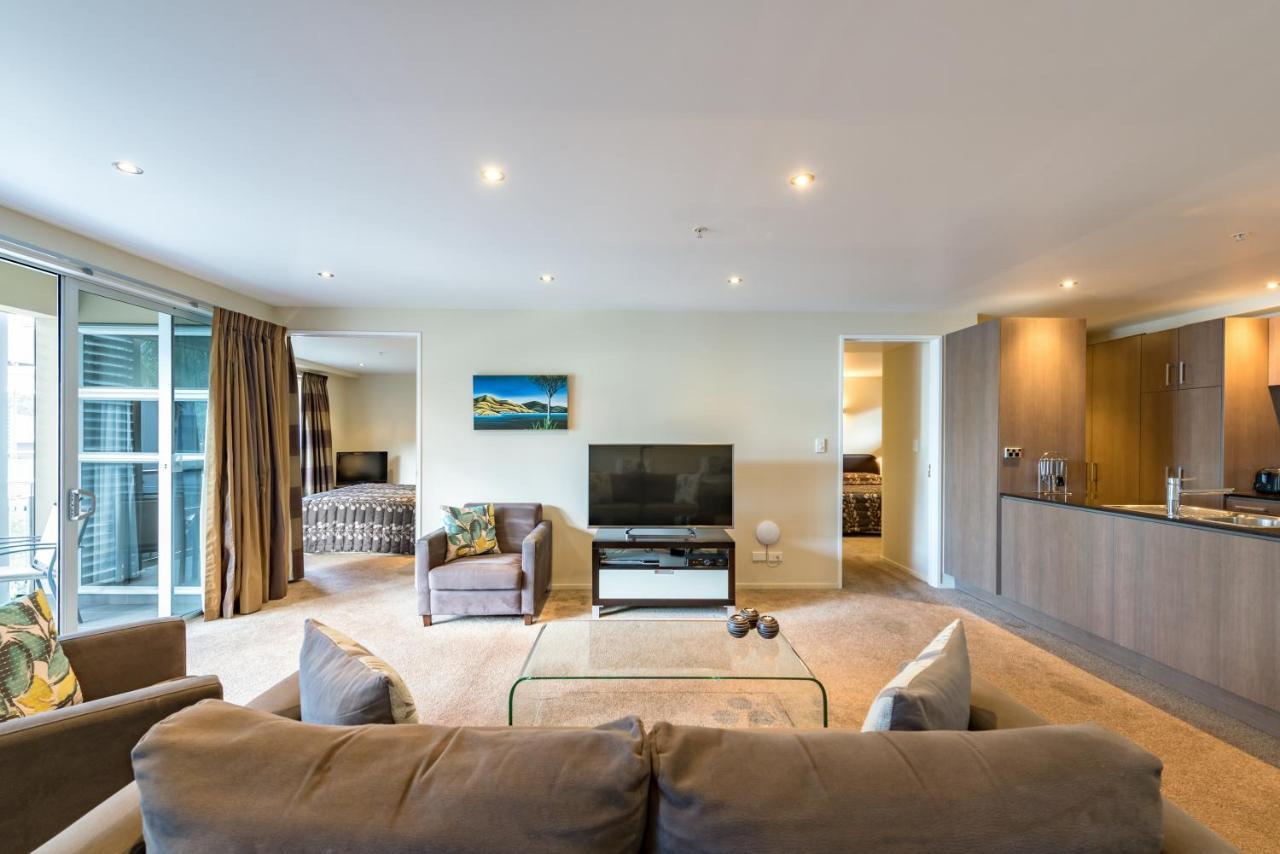 Edgewater Palms Apartments Пайхия Екстериор снимка